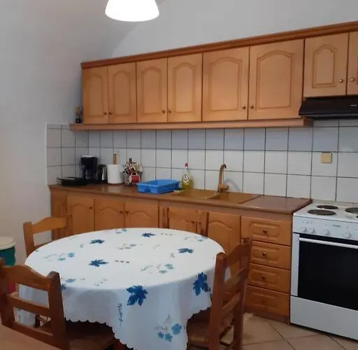 Klisounis House