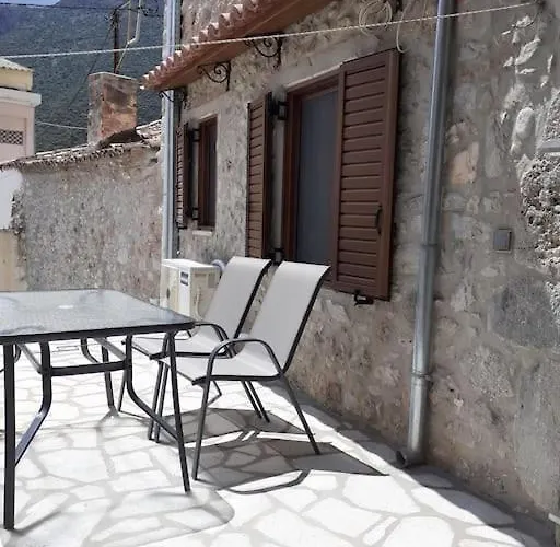 Klisounis House